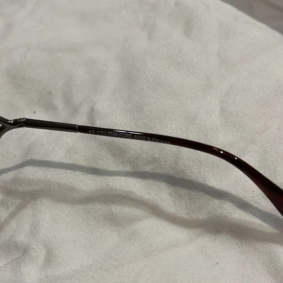 Tom Ford Shiny dark bronze sunglasses. In great condition. - Picture 6 of 13